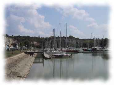 Hafen in Mortagne