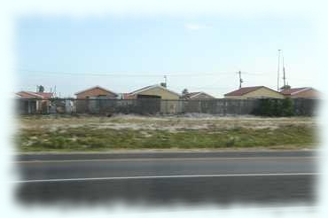 Township mit Steinhäusern